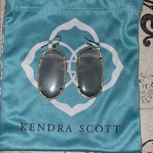 Gorgeous drop earrings